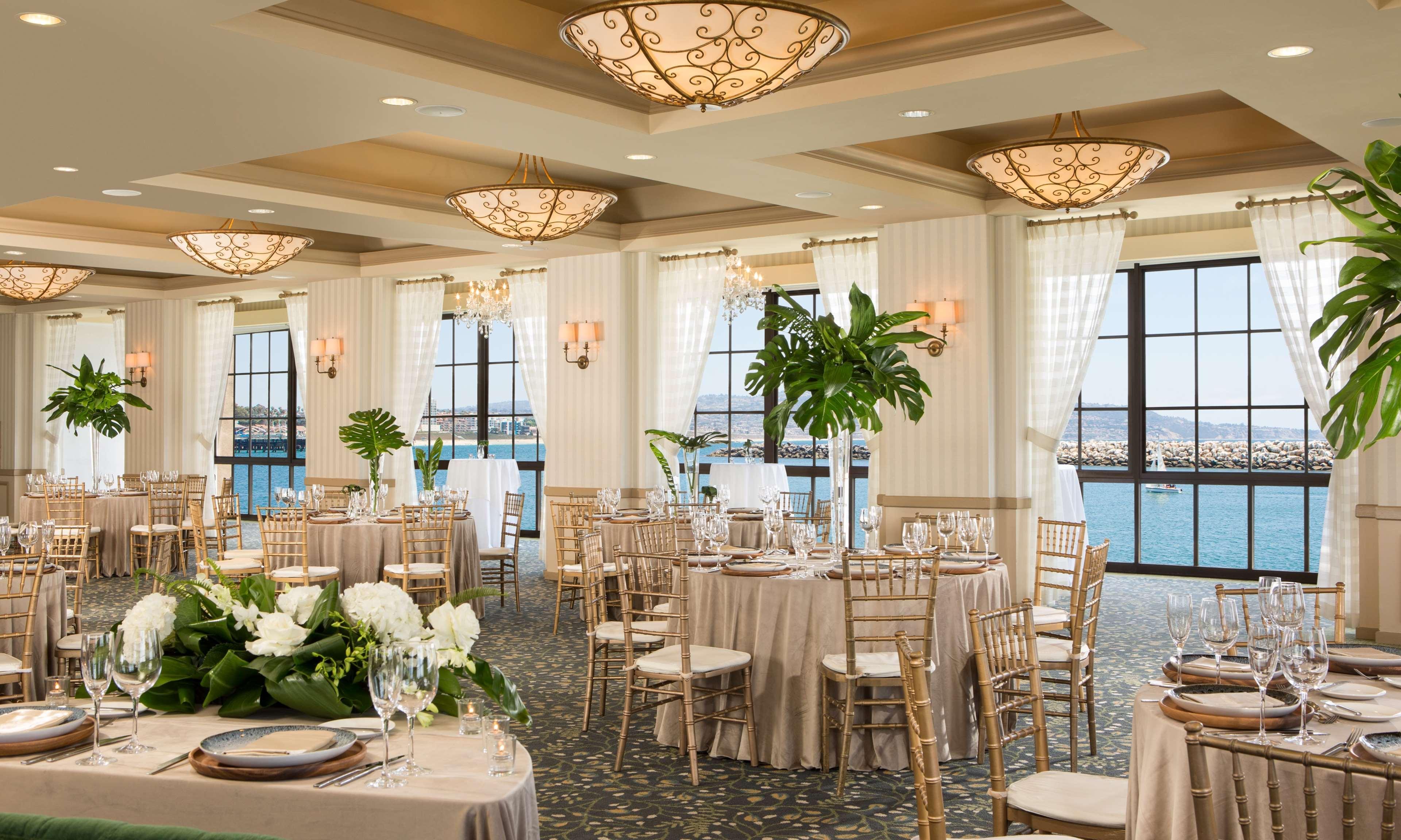The Portofino Hotel & Marina, A Noble House Hotel Redondo Beach Exterior photo